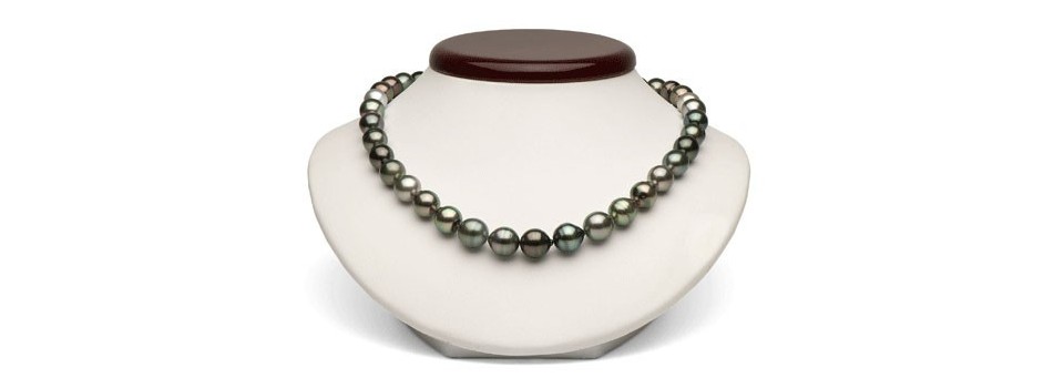 Colliers de perles de Tahiti
